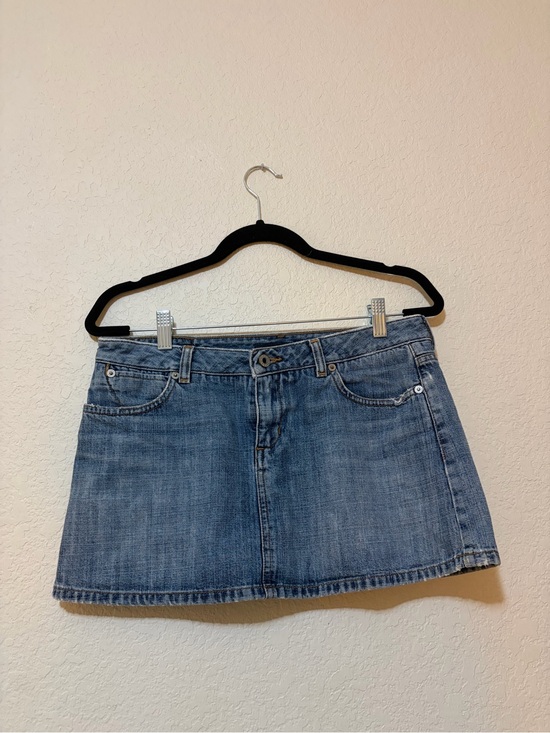Guess Dresses & Skirts - Vintage Guess Classic Blue Denim Mini Skirt - Casual Women's Skirt
